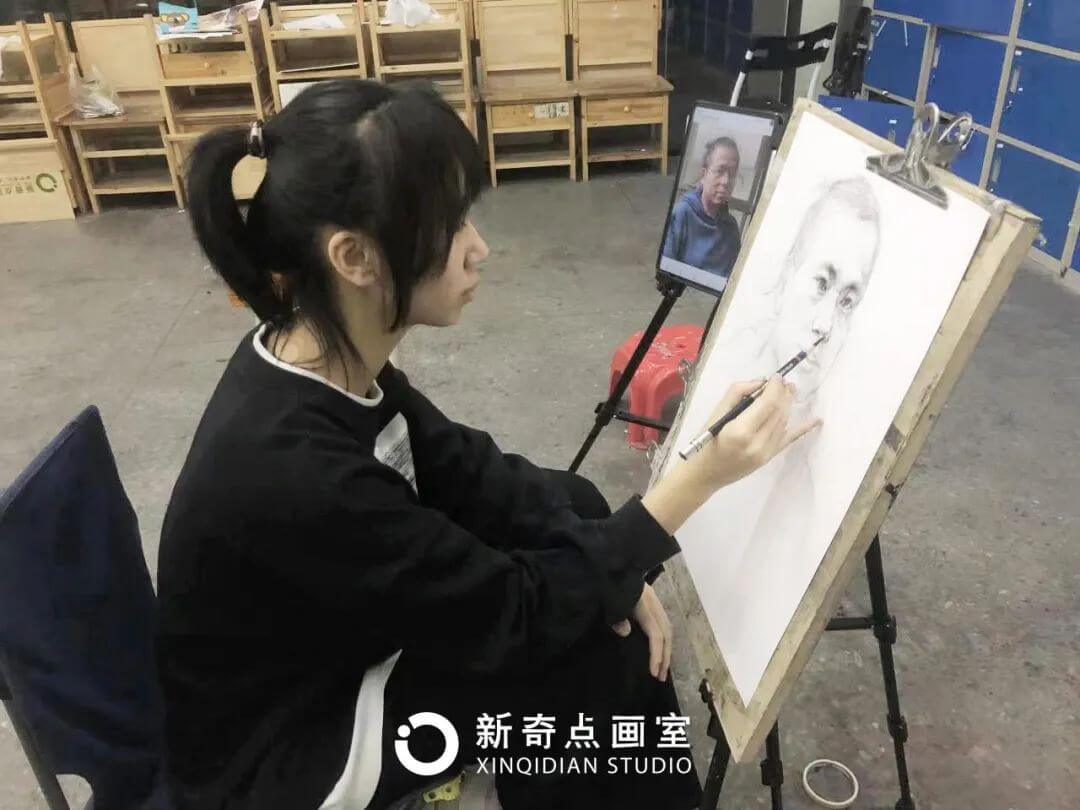 广州画室美术生所有的努力都不会白费，坚持下去才是最重要的！